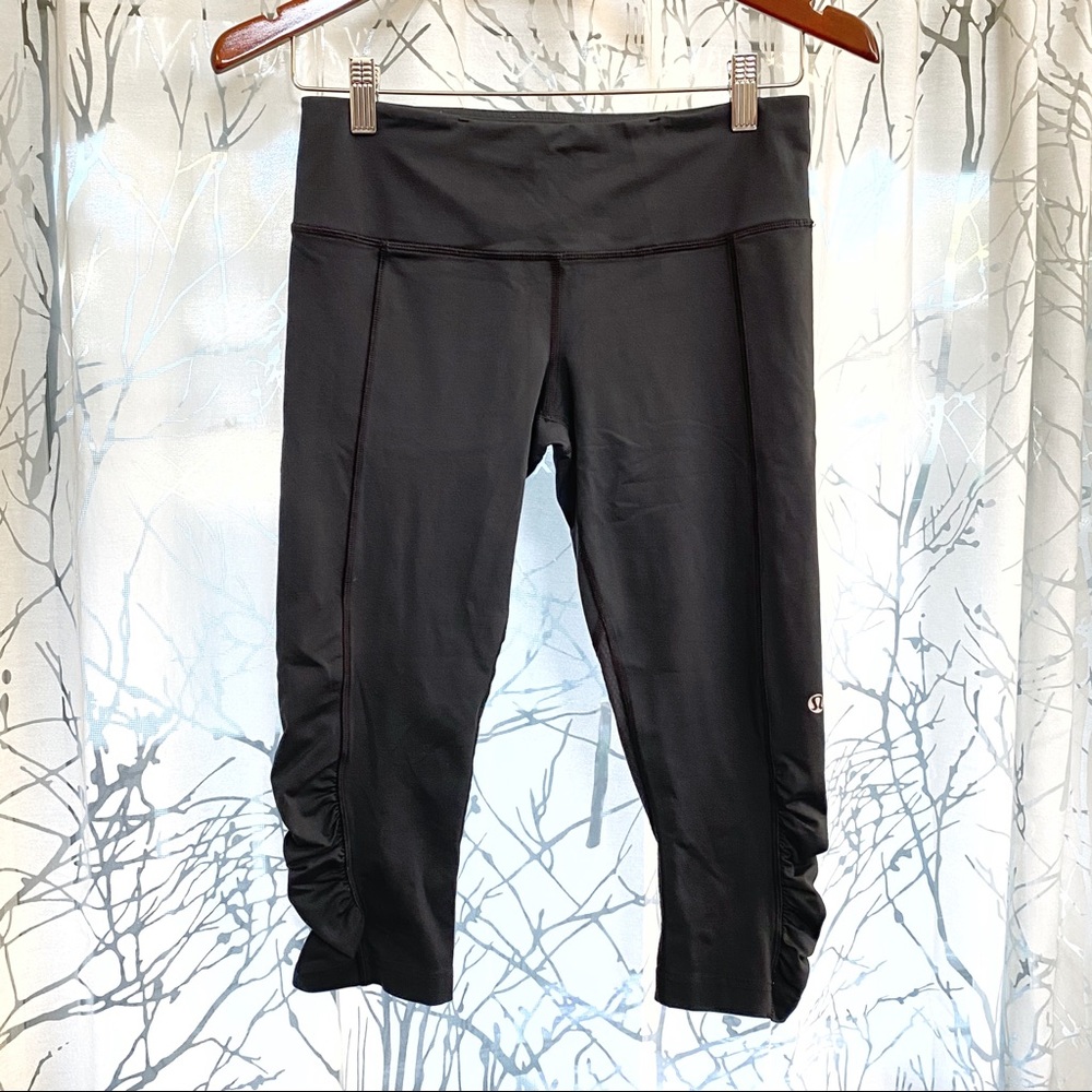 lululemon athletica Black Cropped Pants